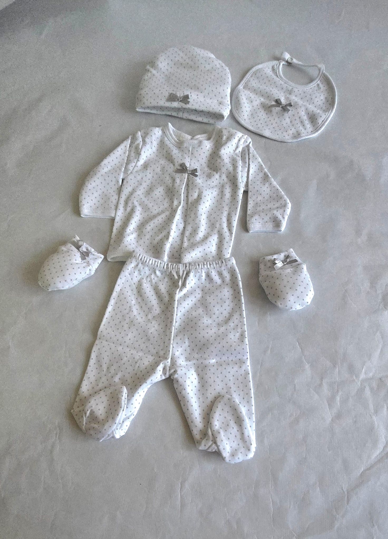 Conjunto de bebé de lunares